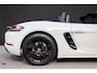 Porsche 718 Boxster 2.0 | NL Auto | Sound-Package Plus | Sportstoelen Plus (Ele. verstelbaar 2-weg) | 20" Carrera S Wielen | Stuurverwarming | PDLS | Licht-Design-Pakket | Rijassistent-Systeem | GT Sport Stuur | Sport-Chrono-Pakket | Sport-Uitlaatsysteem |
