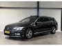 Volkswagen Passat Variant Volkswagen Passat 1.6 TDI R-line Pano Virtual Trekhaak NAP