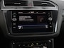 Volkswagen Tiguan 1.4 TSI eHybrid R-Line 245PK DSG Black style | Panoramadak | Trekhaak | Stoel/stuurverwarming | Led | Camera
