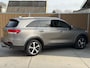 Kia Sorento EX V6 3.3 Automaat 290pk 7-persoons | Trekhaak | 2300kg trekgewicht | Leren bekleding | Stoelverwarming | Climate & cruise control | Elektrisch verstelbare stoelen | Parkeersensoren achter | Achteruitrijcamera