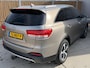 Kia Sorento EX V6 3.3 Automaat 290pk 7-persoons | Trekhaak | 2300kg trekgewicht | Leren bekleding | Stoelverwarming | Climate & cruise control | Elektrisch verstelbare stoelen | Parkeersensoren achter | Achteruitrijcamera