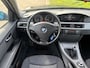 BMW 3-Serie 318i Business Line ECC Audio-CD/Navigatie Electric pakket PDC LMV 19" ESP ABS Cruisecontrol Dealeronderhoud Nieuwe Apk