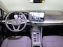 Volkswagen Golf 1.5 eHybrid Life Edition 204 pk Automaat (DSG) | Verlengde garantie | Navigatie | Parkeersensoren (Park assist) | Achteruitrijcamera |