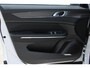 Lynk & Co 01 More | Panoramadak | Infinity Audiosysteem | 360 Graden Parkeercamera | Interieurverlichting | Keyless Entry | Elektrische Achterklep | Elektrisch Verstelbare Stoelen | Adaptieve Cruise Control | Highway Assist | Draadloos Apple CarPlay en Android Auto | Draadloze Telefoonlader