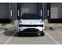 Lynk & Co 01 More | Panoramadak | Infinity Audiosysteem | 360 Graden Parkeercamera | Interieurverlichting | Keyless Entry | Elektrische Achterklep | Elektrisch Verstelbare Stoelen | Adaptieve Cruise Control | Highway Assist | Draadloos Apple CarPlay en Android Auto | Draadloze Telefoonlader