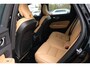 Volvo XC60 B4 Ultimate Bright|Rijklaar!|PilotAssist|Pano|Stoelventilatie|HarmanKardon|Trekhaak|