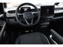 Volkswagen ID. Buzz Pro Bulli 86 kWh LWB 7p. 286PK / 210kW, LED Matrix (IQ.Lights), rondomzicht camera (Area View), verwarmbare voorruit, navigatie, verwarmbare voorstoelen + stuurwiel, achteruitrijcamera (Rear View), autonome parkeerfunctie (Park Assist Pro), dodehoekdetectie, 3-zone climatronic, draadloos telefoon laden, 20'' LMV 'Solna', dodehoekdetectie (Side Assist), draadloos Apple Carplay & Android Auto, DAB+, parkeersensoren voor en achter (pdc), adaptieve cruise control (acc), elektrisch verstel-, verwarm- en inklapbare buitenspiegels etc.