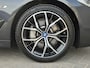 BMW 5-Serie Touring 530e xDrive Business Edition Plus M-Sport / Accu SOH 98% / Drie fase laden / Apple Carplay Android Auto / Trekgewicht 2000 kg / Elektrische achterklep / Achteruitrijcamera / Cruise control / Keyless Entry/Start / Climate control /
