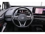 Volkswagen ID.4 204pk 1st First Max 77 kWh | Trekhaak | Panoramadak | Stoelverwarming | 360 Camera | Warmtepomp
