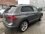 Volkswagen Tiguan 2.0 TDI 150pk DSG/Aut. Grijs kenteken/Van Airco,Cruise,Navi,Camera,Sfeerverl,Pdc,19 Lmv