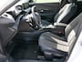 Peugeot 2008 1.5 BlueHDi Allure EAT8 NAVI CAMERA ** 10999 NETTO **