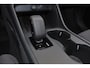Volvo EX40 Single Motor Extended Range Ultra Black Ed. 82 kWh - Panoramadak - IntelliSafe Assist & Surround - 360º Camera - Harman/Kardon audio - Verwarmde voorstoelen & stuur - Parkeersensoren voor & achter - Elektr. bedienb. voorstoelen met geheugen links - Draadloze tel. lader - Warmtepomp - 20' LMV