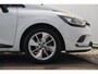 Renault Clio Estate 0.9 TCe Limited Navigatie Bluetooth Airco Cruise Control 16 inch LMV Getint Glas