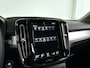 Volvo XC40 T2 Momentum Business | Parkeercamera | Stoel- en Stuurverwarming | Cruise control
