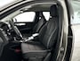 Volvo XC40 T2 Momentum Business | Parkeercamera | Stoel- en Stuurverwarming | Cruise control
