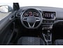 Volkswagen T-Cross 1.5 TSI 150pk DSG R-Line | Navigatie | Achteruitrijcamera | Stoelverwarming | 18" Velgen