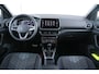 Volkswagen T-Cross 1.5 TSI 150pk DSG R-Line | Navigatie | Achteruitrijcamera | Stoelverwarming | 18" Velgen