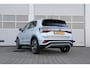Volkswagen T-Cross 1.5 TSI 150pk DSG R-Line | Navigatie | Achteruitrijcamera | Stoelverwarming | 18" Velgen