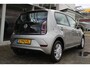 Volkswagen Up! 1.0 BMT high up! / LM velgen 15" / Parkeersensoren A / Cruise control