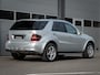Mercedes-Benz ML-klasse AMG 63 I Schuifdak I Leer I Camera I Luchtvering I Harman/Kardon I