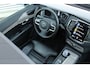 Volvo XC90 2.0 B5 Mild Hybrid AWD Inscription | Luxe Lederen Bekleding | Cruise Control Adaptief Met Stop&Go En Stuurhulp | Head-up Display |Elektrisch Glazen Panorama-Dak |Electronic Climate Controle |Dodehoek Detectie | Voorstoelen Verwarmd | LED koplampen | Navigatiesysteem Full Map + Hard Disk | 360 Rondomzicht Camera | Apple Carplay/Android Auto |