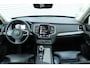 Volvo XC90 2.0 B5 Mild Hybrid AWD Inscription | Luxe Lederen Bekleding | Cruise Control Adaptief Met Stop&Go En Stuurhulp | Head-up Display |Elektrisch Glazen Panorama-Dak |Electronic Climate Controle |Dodehoek Detectie | Voorstoelen Verwarmd | LED koplampen | Navigatiesysteem Full Map + Hard Disk | 360 Rondomzicht Camera | Apple Carplay/Android Auto |