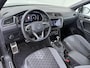 Volkswagen Tiguan 1.5 TSI R-Line | Pano Dak | Harman & Kardon Audio | Black Style | Side Assist | ACC | Camera | Stuur-/Stoelverwarming | 20'' |