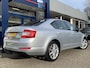 Skoda Octavia 1.4 TSI Greentech Ambition Businessline / NL-Auto / 140 PK / Cruise-Control / Trekhaak / Climate-Control / Radio-Bluetooth / Navi / Armsteun V+A / PDC-Achter / 16'' LMV / ENZ.