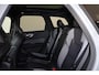 Volvo XC60 T6 Recharge AWD Ultra Black Edition - Panorama/schuifdak - IntelliSafe Assist & Surround - 360º Camera - Harman/Kardon audio - Adaptieve LED koplampen - Verwarmde voorstoelen, stuur & achterbank - Parkeersensoren voor & achter - Elektr. bedienb. voorstoelen met geheugen - Head up display - Draadloze tel. lader - Extra getint glas - 21' LMV