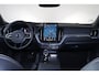 Volvo XC60 T6 Recharge AWD Ultra Black Edition - Panorama/schuifdak - IntelliSafe Assist & Surround - 360º Camera - Harman/Kardon audio - Adaptieve LED koplampen - Verwarmde voorstoelen, stuur & achterbank - Parkeersensoren voor & achter - Elektr. bedienb. voorstoelen met geheugen - Head up display - Draadloze tel. lader - Extra getint glas - 21' LMV