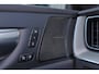 Volvo XC60 T6 Recharge AWD Ultra Black Edition - Panorama/schuifdak - IntelliSafe Assist & Surround - 360º Camera - Harman/Kardon audio - Adaptieve LED koplampen - Verwarmde voorstoelen, stuur & achterbank - Parkeersensoren voor & achter - Elektr. bedienb. voorstoelen met geheugen - Head up display - Draadloze tel. lader - Extra getint glas - 21' LMV