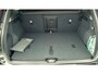 Volvo XC40 2.0 B4 Ultra Dark Panorama Dak - MY 2026 - 19” Wielen - Lighting – Harman Kardon Audio - 360 Camera - Climate - 2000 KG Trekgewicht -  Privacy Glass – UD7000 Interieur – voorruit verwarming – Power seats met Memory