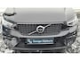 Volvo XC40 2.0 B4 Ultra Dark Panorama Dak - MY 2026 - 19” Wielen - Lighting – Harman Kardon Audio - 360 Camera - Climate - 2000 KG Trekgewicht -  Privacy Glass – UD7000 Interieur – voorruit verwarming – Power seats met Memory
