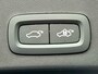 Volvo XC40 2.0 B3 Ultra Dark Panorama Dak - MY 2026 - 20” Wielen -  Lighting pack –  Lounge-pakket - Harman Kardon Audio -  360 Camera -  Climate - Privacy Glass –  R980 Interieur – voorruit verwarming – Power seats met memory
