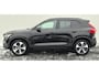 Volvo XC40 2.0 B4 Ultra Dark Panorama Dak - MY 2026 - 19” Wielen - Lighting – Harman Kardon Audio - 360 Camera - Climate - 2000 KG Trekgewicht -  Privacy Glass – UD7000 Interieur – voorruit verwarming – Power seats met Memory -.