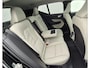 Volvo XC40 2.0 B4 Ultra Dark Panorama Dak - MY 2026 - 19” Wielen - Lighting – Harman Kardon Audio - 360 Camera - Climate - 2000 KG Trekgewicht -  Privacy Glass – UD7000 Interieur – voorruit verwarming – Power seats met Memory -.