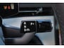 Volvo EX90 Twin Motor Ultra 7p. 111 kWh - Luchtvering - Panoramadak - IntelliSafe Assist & Surround - 360º Camera - Bose audio - Verwarmde voorstoelen - Parkeersensoren voor & achter - Head up display - 21' LMV - Trekhaak inklapbaar
