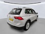Volkswagen Tiguan 1.5 TSI Life 14.478 km !!!  LED / Navi by APP