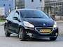 Peugeot 208 1.2 VTi Allure 5DR*Navigatie*Panoramadak*Stoelverwarming*Cruise*Clima*LM velgen*Parkeersensoren*