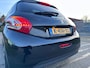 Peugeot 208 1.2 VTi Allure 5DR*Navigatie*Panoramadak*Stoelverwarming*Cruise*Clima*LM velgen*Parkeersensoren*