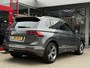 Volkswagen Tiguan 1.5 TSI ACT *!* R-LINE *!* PANODAK/ CAMERA/ VIRTUAL/ RADAR/ 19 INCH/ LED *!*