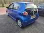Toyota Aygo 1.0-12V Dynamic Blue | 1E EIGENAAR | 12MND GARANTIE | AUTOMAAT | AIRCO | ELEC RAMEN | LMV |