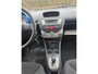 Toyota Aygo 1.0-12V Dynamic Blue | NW KOPPELING | 12MND GARANTIE | AUTOMAAT | AIRCO | ELEC RAMEN | LMV |