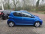 Toyota Aygo 1.0-12V Dynamic Blue | NW KOPPELING | 12MND GARANTIE | AUTOMAAT | AIRCO | ELEC RAMEN | LMV |