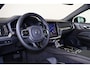 Volvo V60 T6 Plug-in hybrid AWD Plus Dark - IntelliSafe Assist & Surround - Harman/Kardon audio - Contourstoelen - Verwarmde voorstoelen, stuur & achterbank - Parkeersensoren voor & achter - Elektr. bedienb. voorstoelen met geheugen - 19' LMV