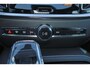 Volvo V60 T6 Plug-in hybrid AWD Plus Dark - IntelliSafe Assist & Surround - Harman/Kardon audio - Contourstoelen - Verwarmde voorstoelen, stuur & achterbank - Parkeersensoren voor & achter - Elektr. bedienb. voorstoelen met geheugen - 19' LMV