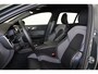 Volvo V60 T6 Plug-in hybrid AWD Plus Dark - IntelliSafe Assist & Surround - Harman/Kardon audio - Contourstoelen - Verwarmde voorstoelen, stuur & achterbank - Parkeersensoren voor & achter - Elektr. bedienb. voorstoelen met geheugen - 19' LMV