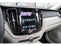 Volvo XC60 2.0 T6 Plug-in hybrid AWD Inscription | Trekhaak | Bowers & Wilkins | Schuif/kanteldak | Lederen dashboard | Adaptieve cruise control incl. BLIS | Stoel en stuurwielverwarming | Parkeerverwarming | Dealer onderhouden |