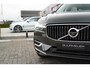 Volvo XC60 2.0 T6 Plug-in hybrid AWD Inscription | Trekhaak | Bowers & Wilkins | Schuif/kanteldak | Lederen dashboard | Adaptieve cruise control incl. BLIS | Stoel en stuurwielverwarming | Parkeerverwarming | Dealer onderhouden |