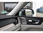 Volvo XC60 2.0 T6 Plug-in hybrid AWD Inscription | Trekhaak | Bowers & Wilkins | Schuif/kanteldak | Lederen dashboard | Adaptieve cruise control incl. BLIS | Stoel en stuurwielverwarming | Parkeerverwarming | Dealer onderhouden |